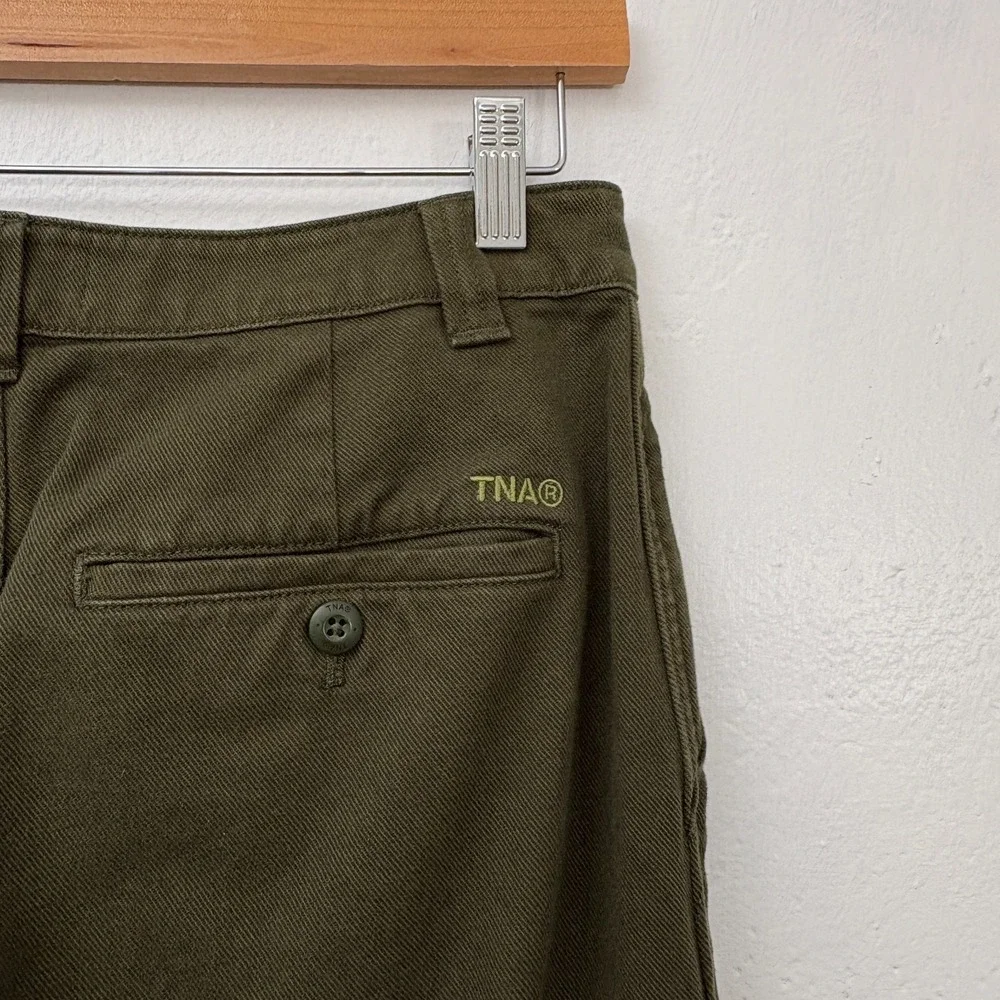 Aritzia TNA Highway Cargo Pants Women Size 6 Olive Green Cotton